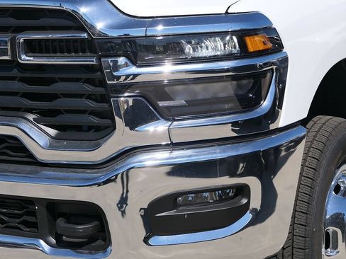 New 2026 RAM 3500 Tradesman w/ Chrome Appearance Group A AWD/4WD image 9