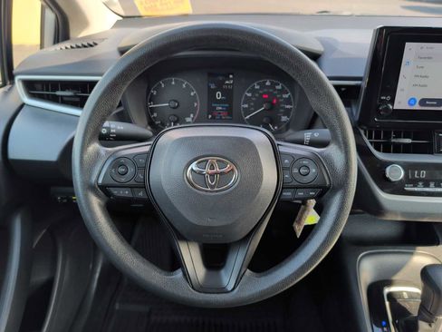 Used 2023 Toyota Corolla LE image 11