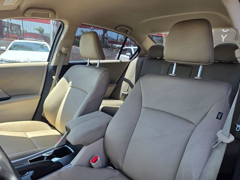 Used 2014 Honda Accord LX image 19