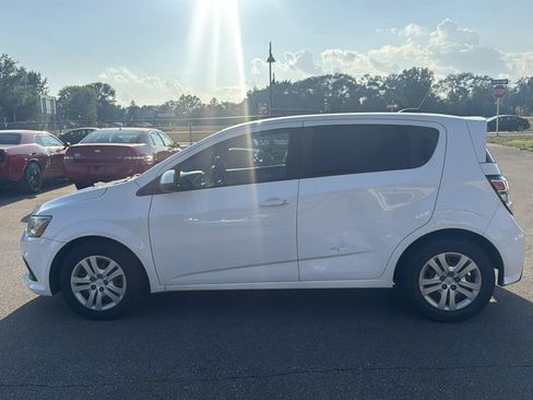 Used 2017 Chevrolet Sonic LT FWD image 8