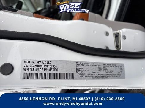 Used 2022 Jeep Compass Limited image 30