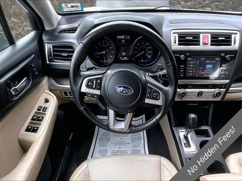 Used 2017 Subaru Outback 3.6R Limited AWD/4WD image 5