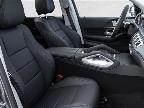 New 2026 Mercedes-Benz GLS 450 4MATIC image 27