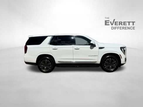 Used 2025 GMC Yukon Elevation w/ LPO, Floor Liner Package RWD image 8