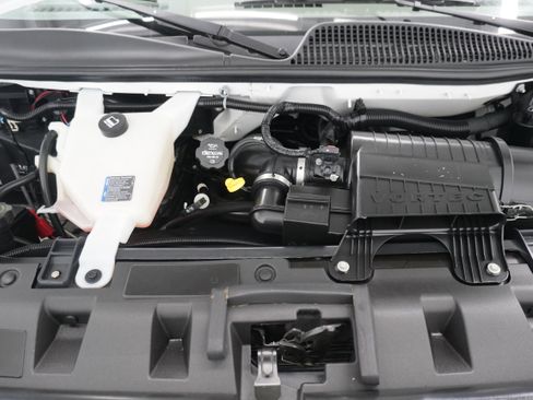 Used 2020 Chevrolet Express 2500 Extended w/ Communications Package image 22