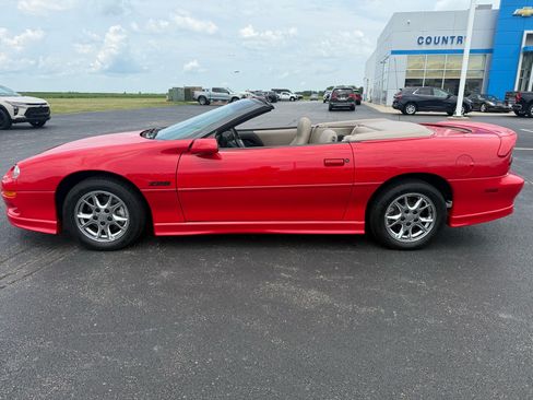 Used 2002 Chevrolet Camaro Z28 w/ Sport Appearance Pkg RWD image 3