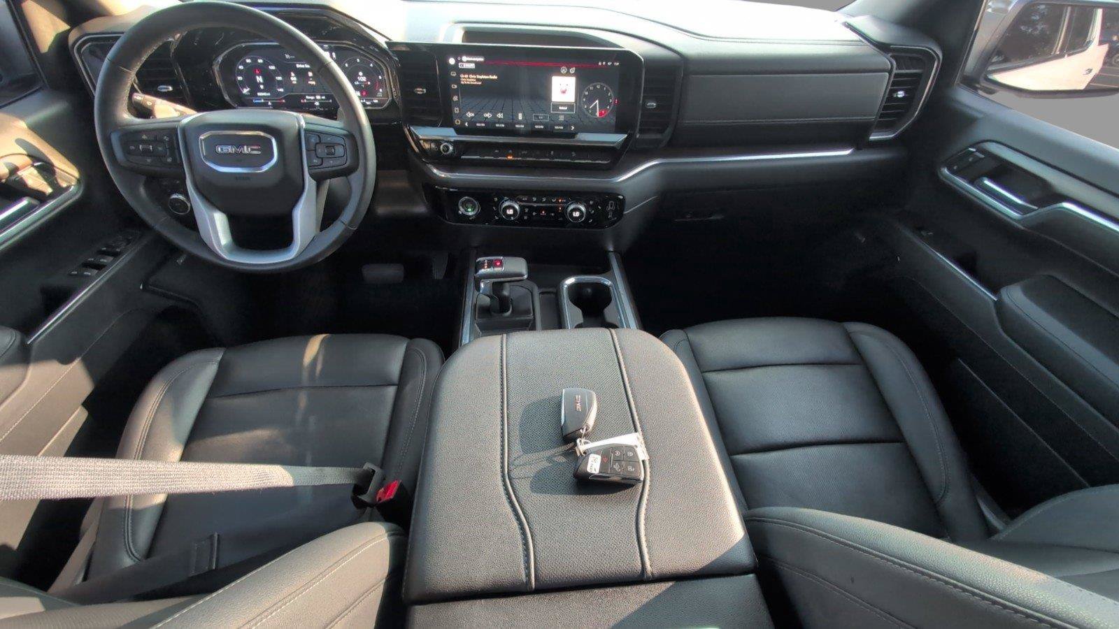 Used 2023 GMC Sierra 1500 SLT w/ SLT Premium Package AWD/4WD image 34