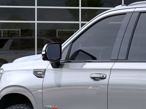New 2026 GMC Yukon XL AT4 AWD/4WD image 12