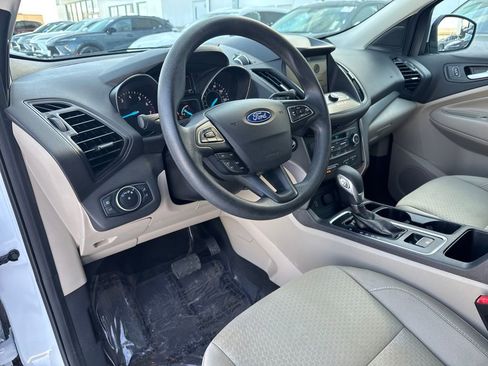 Used 2019 Ford Escape SE image 10