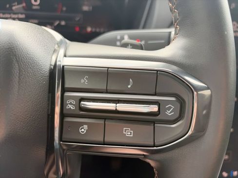 Used 2026 GMC Terrain AT4 w/ Convenience Package III AWD/4WD image 26