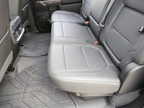 Used 2022 Chevrolet Silverado 2500 LTZ w/ LTZ Plus Package image 23