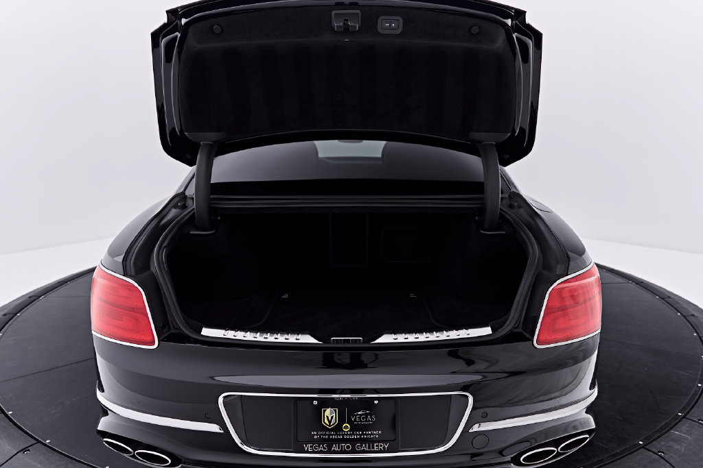 Used 2022 Bentley Flying Spur V8 AWD/4WD image 18