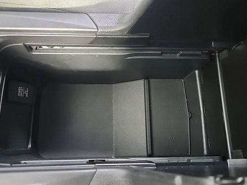 Certified 2022 Honda CR-V EX image 33