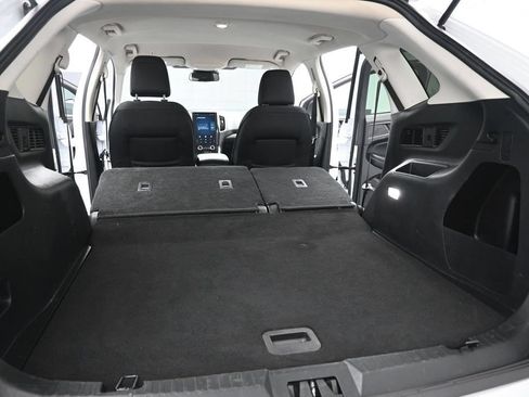 Used 2022 Ford Edge SE w/ Black Appearance Package AWD/4WD image 21