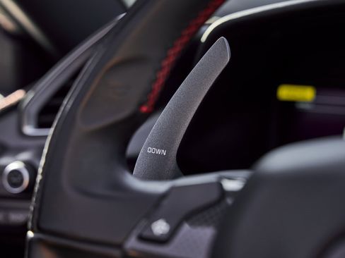 Used 2019 Ferrari 488 Spider Base image 50