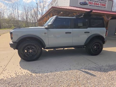 Used 2022 Ford Bronco Wildtrak AWD/4WD image 16