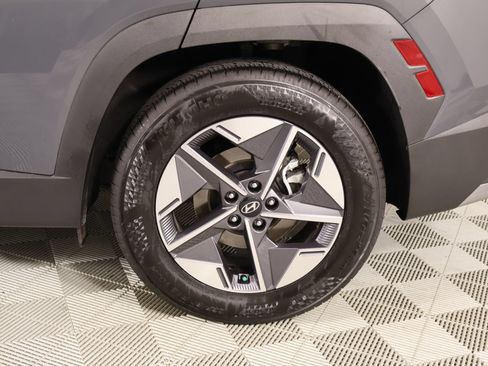 Used 2026 Hyundai Tucson SEL FWD image 18