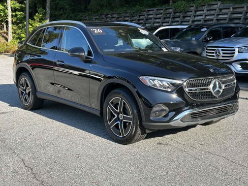 Certified 2026 Mercedes-Benz GLC 300 4MATIC image 4