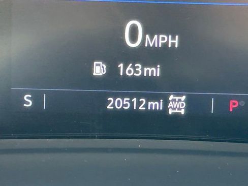 Certified 2023 Buick Envision Preferred w/ Sport Touring Package image 19