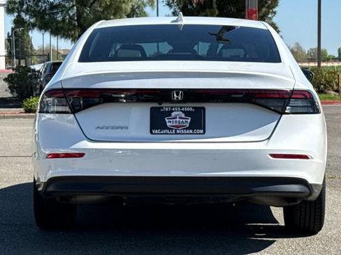 Used 2023 Honda Accord EX image 5