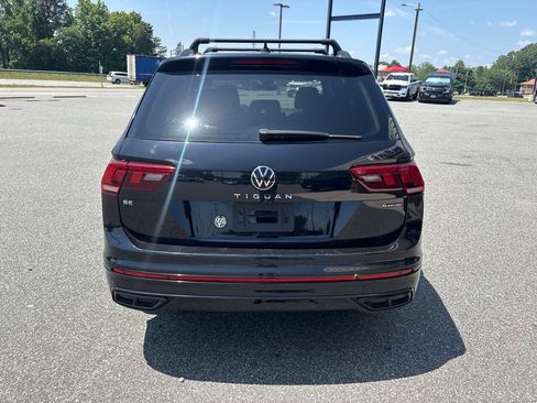 Used 2022 Volkswagen Tiguan SE R-Line AWD/4WD image 7