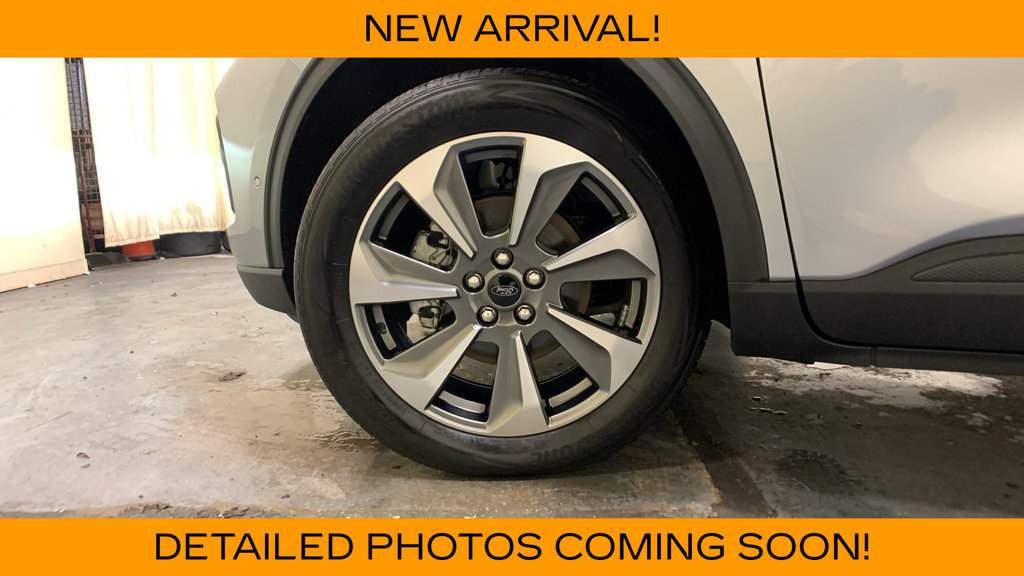 Certified 2023 Ford Escape Platinum w/ Premium Technology Package AWD/4WD image 46