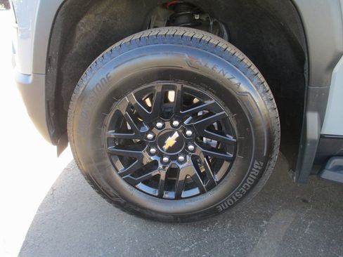 Used 2026 Chevrolet Silverado EV LT image 14