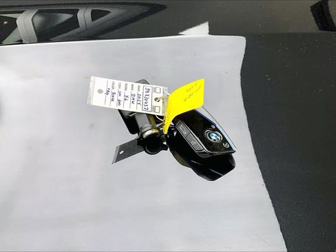 Used 2025 BMW X6 xDrive40i image 14