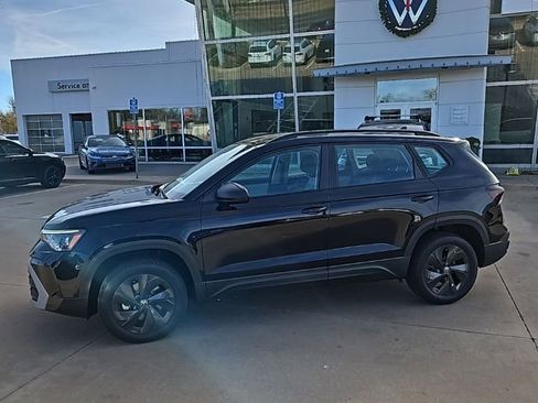 New 2026 Volkswagen Taos S image 8