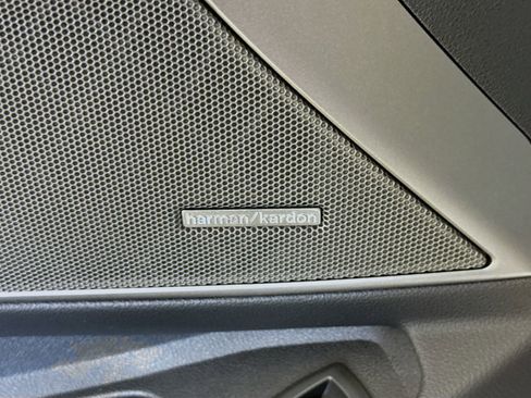 Used 2025 BMW M3 Competition image 19