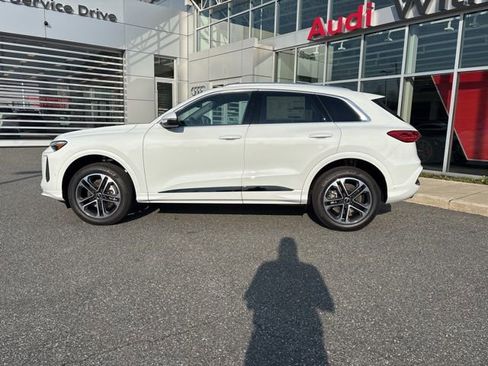 New 2026 Audi Q5 Premium Plus image 2