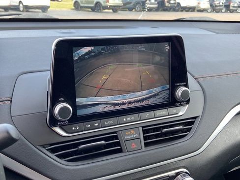 Used 2022 Nissan Altima 2.5 SR image 35