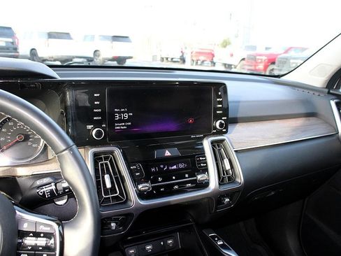 Used 2023 Kia Sorento X-Line EX image 21