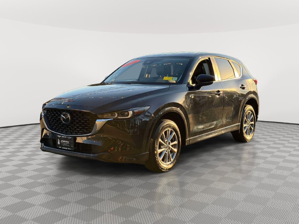 Used 2024 MAZDA CX-5 AWD 2.5 S w/ Preferred Package image 3