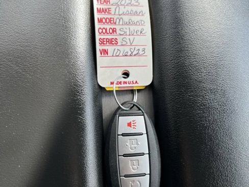 Used 2023 Nissan Murano SV image 48