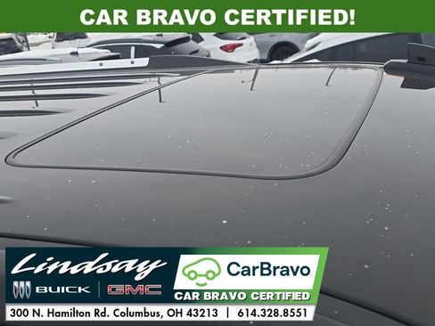 Used 2017 Chevrolet Suburban Premier image 18