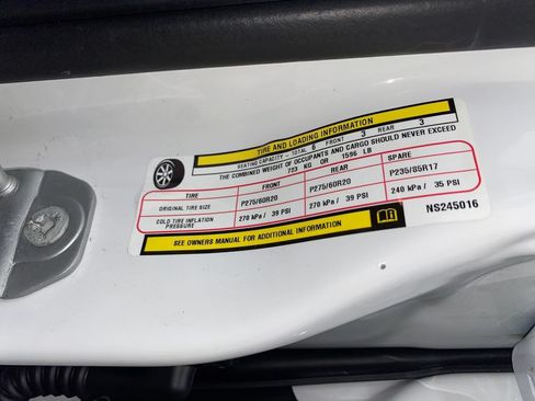 Used 2022 RAM 1500 Warlock AWD/4WD image 26