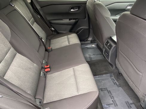 Used 2025 Nissan Rogue SV AWD/4WD image 11