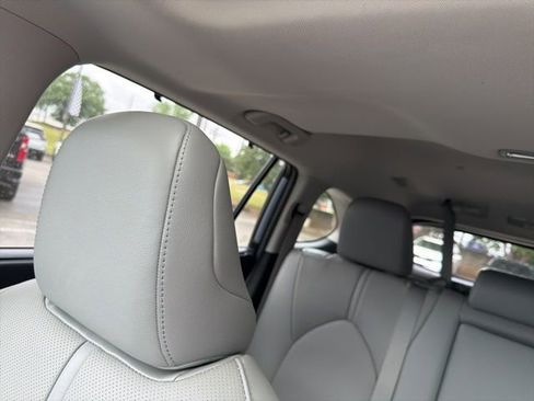 Used 2020 Toyota Highlander Limited AWD/4WD image 19