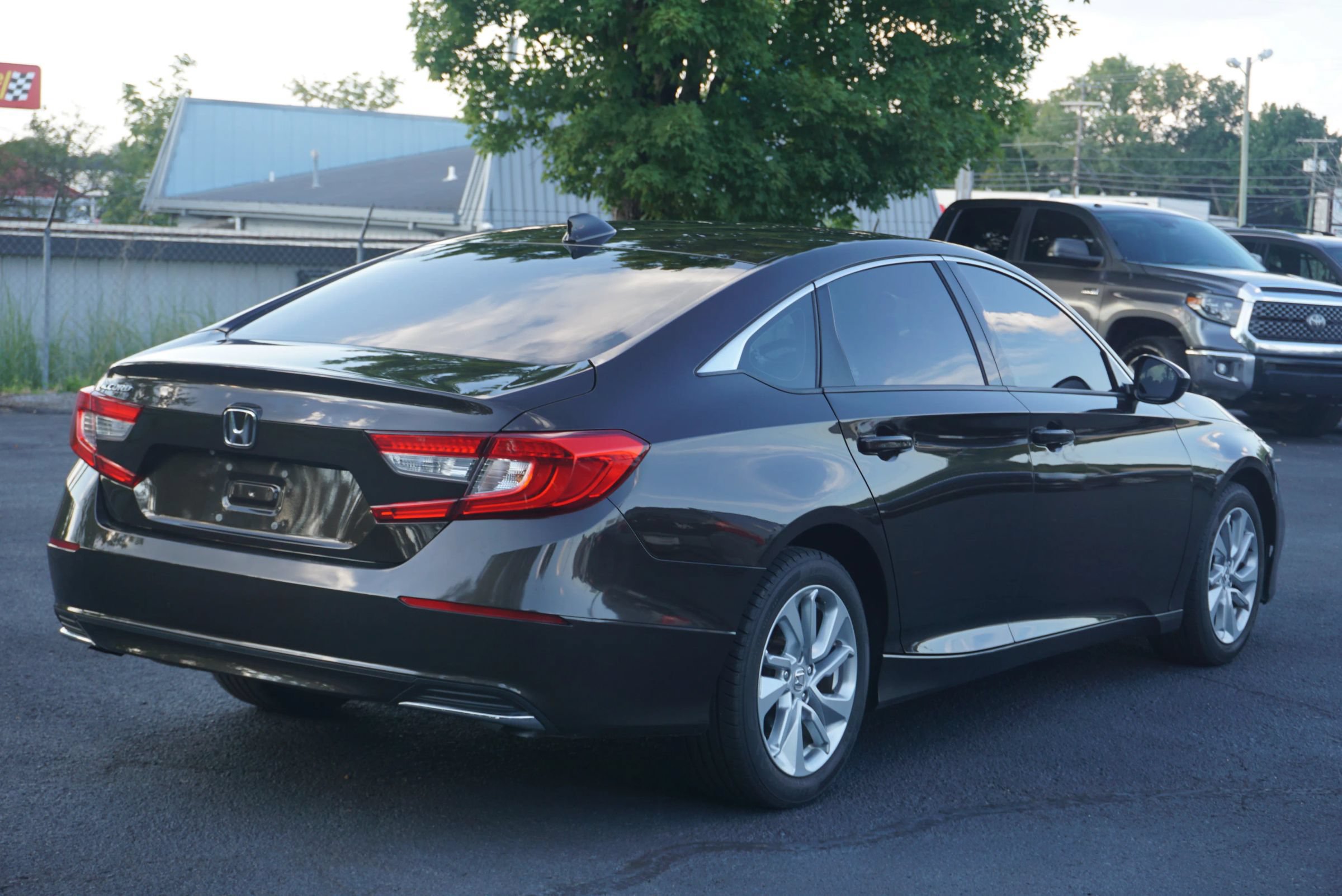 Used 2018 Honda Accord LX image 5