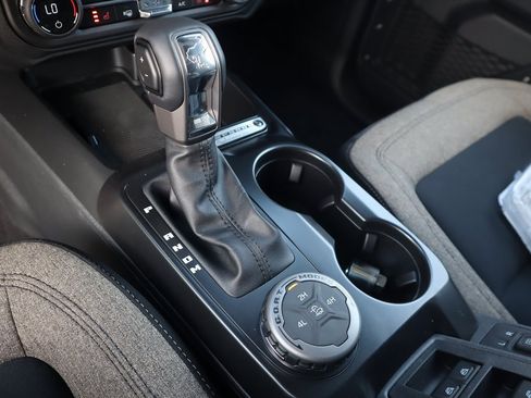 New 2025 Ford Bronco Big Bend image 10