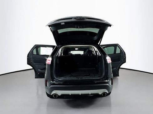 Used 2020 Ford Edge Titanium w/ Cargo Accessory Package FWD image 21