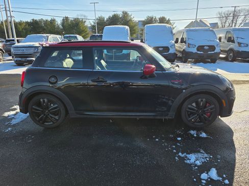 Used 2022 MINI Cooper John Cooper Works image 3