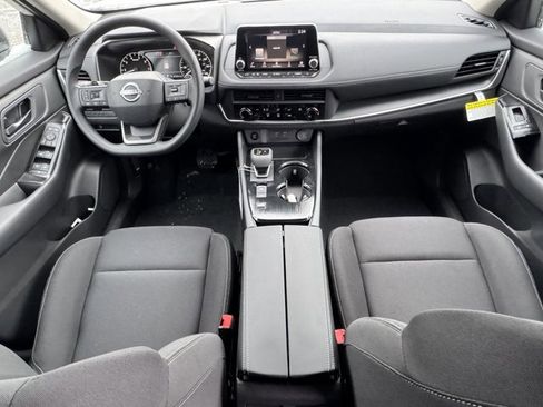 New 2026 Nissan Rogue S image 9