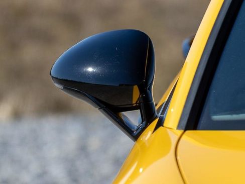 Used 2018 Porsche Panamera 4S image 13