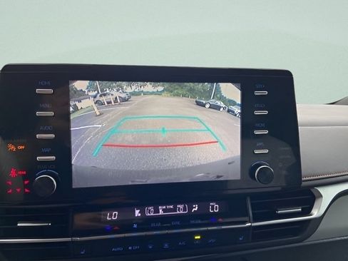 Used 2022 Toyota Sienna XSE w/ XSE Plus Package AWD/4WD image 26