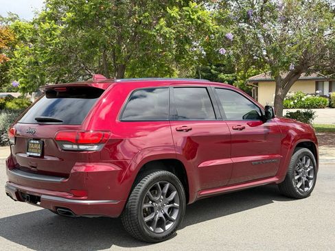 Used 2020 Jeep Grand Cherokee High Altitude AWD/4WD image 16