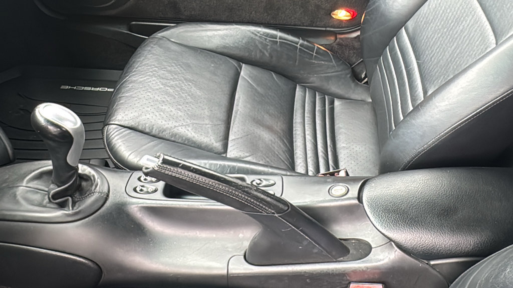Used 2004 Porsche Boxster RWD image 23