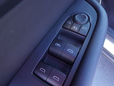 New 2026 Buick Enclave Preferred w/ Power Package image 15