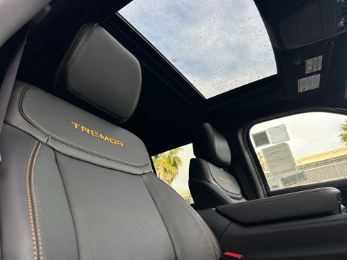 New 2026 Ford Expedition Tremor image 19